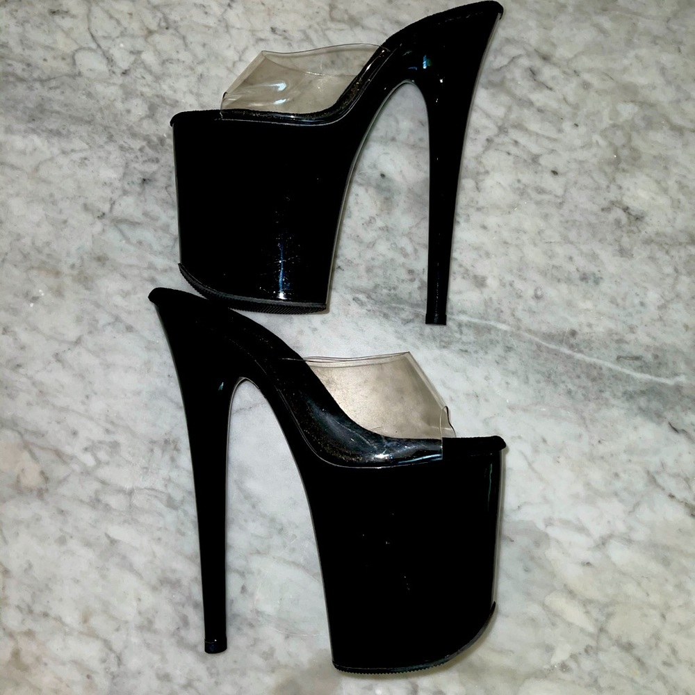 LIKE NEW Pleaser Heels